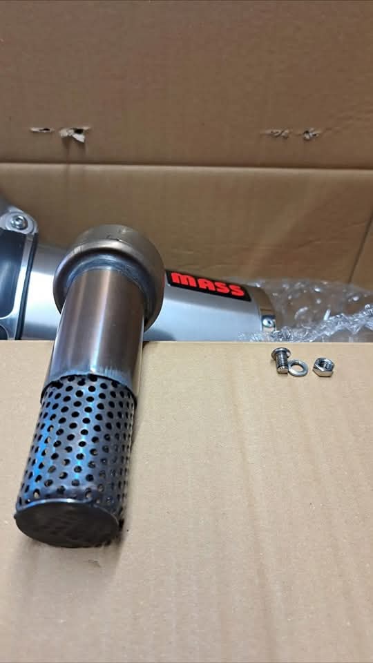 Slightly Used MASS Oval Satin Inox Exhaust for BMW R1200R (2006–2014 K27) - Image 3