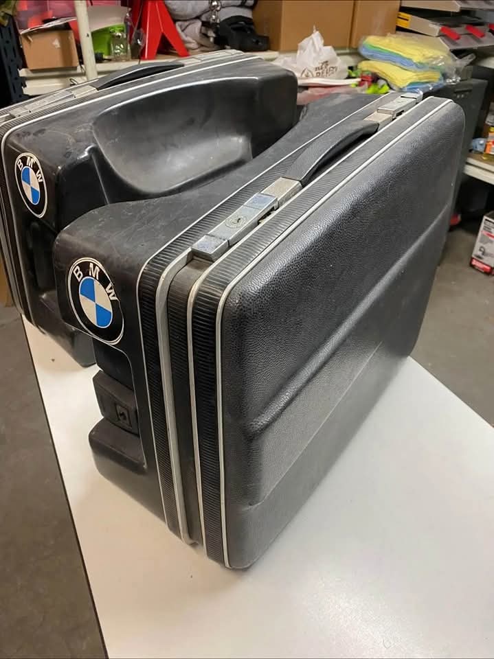 Rare Original BMW R100 Factory Panniers – Authentic Vintage Luggage Set