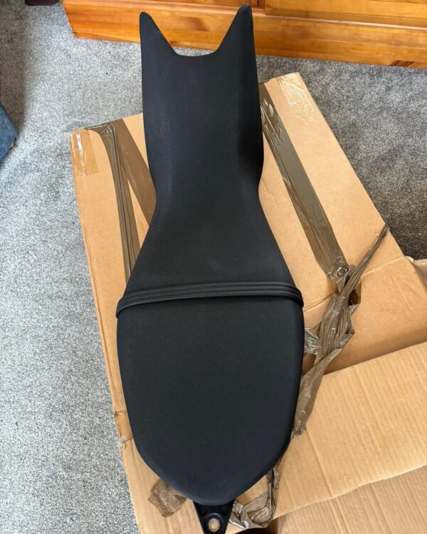 Lowered Seat for Ducati Hypermotard 950 SP (2022) - Image 4