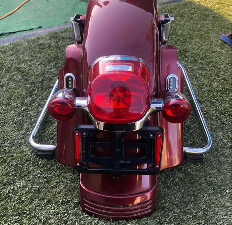 2007 Harley Street Glide Rear Fender with Lights & Saddlebag Supports - Image 4