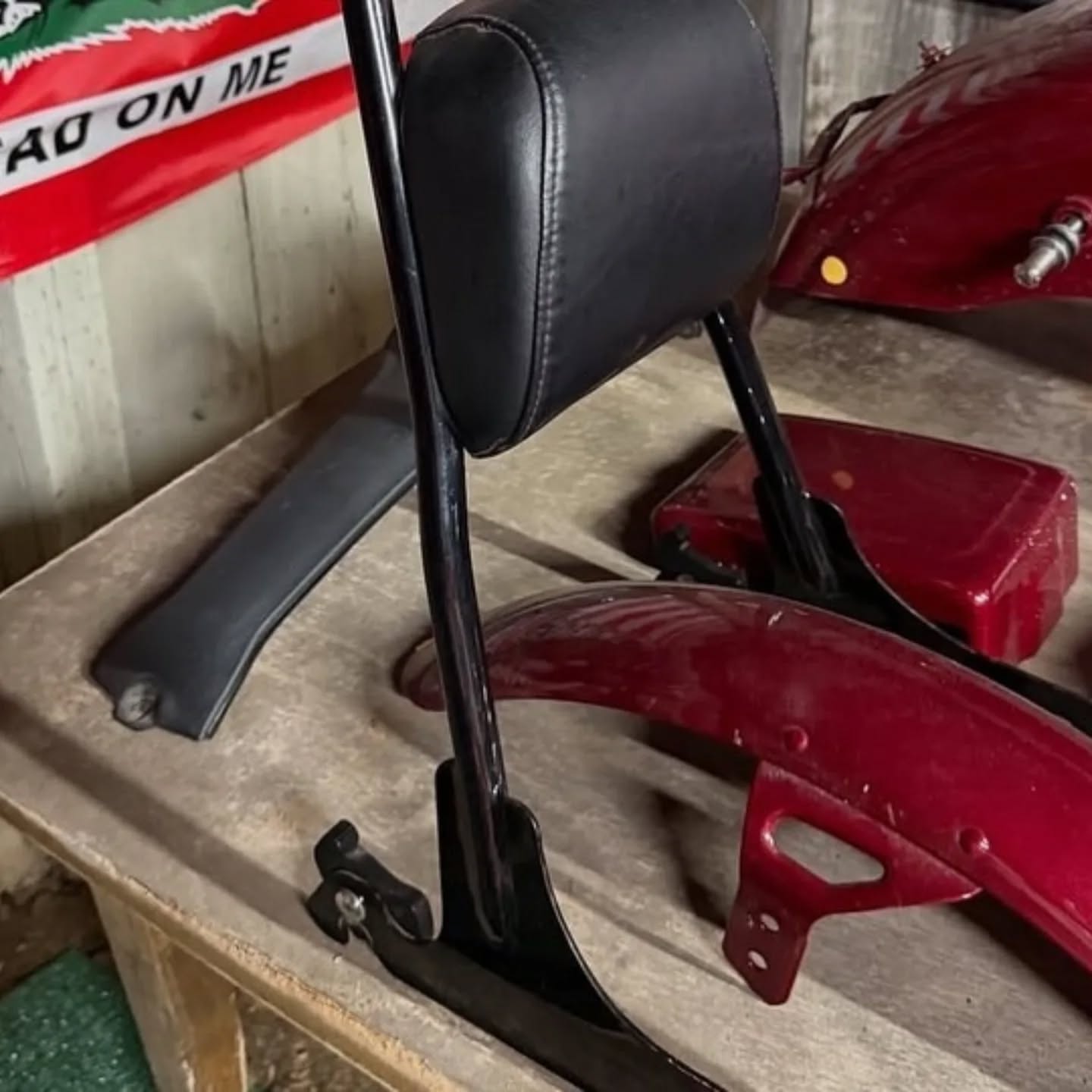 Harley Dyna Complete Red Tin Set (2006–2017) – Tank, Fenders, Covers & Sissy Bar - Image 4