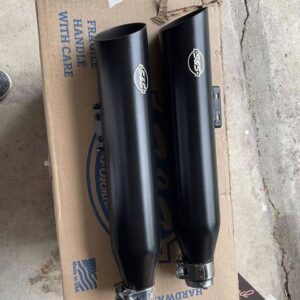 Harley Slip-On Exhausts for 2018–2022 FXBBS Street Bob