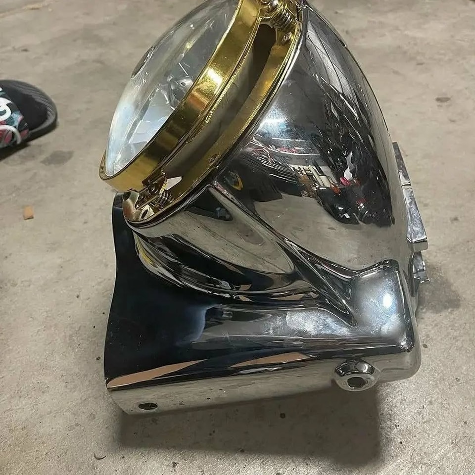 Harley-Davidson Road King Chrome Nacelle Headlight Bucket – OEM Style - Image 3