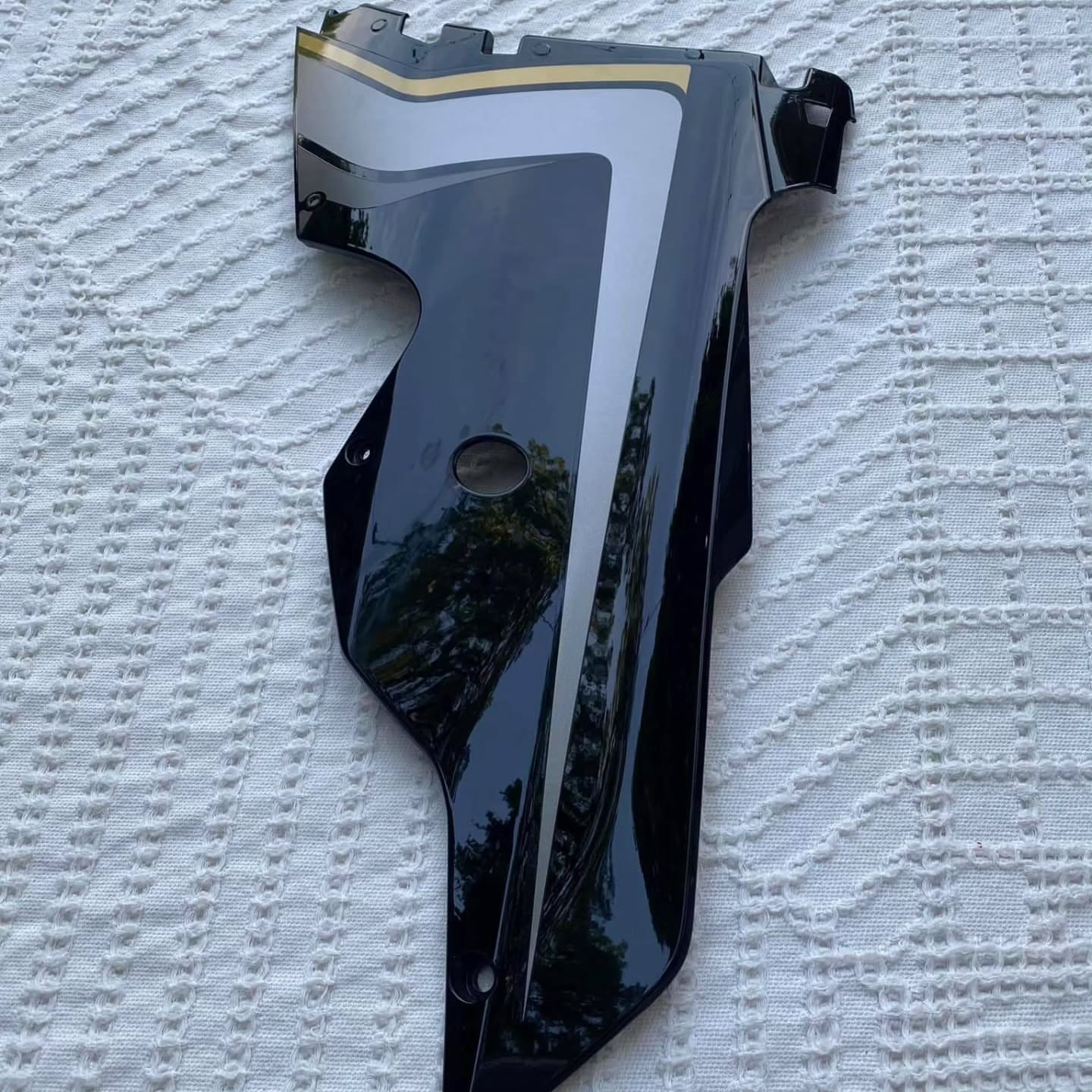 OEM 17-Piece Fairing Set for 2023 Kawasaki ZX-10R – Black & Gold - Image 4