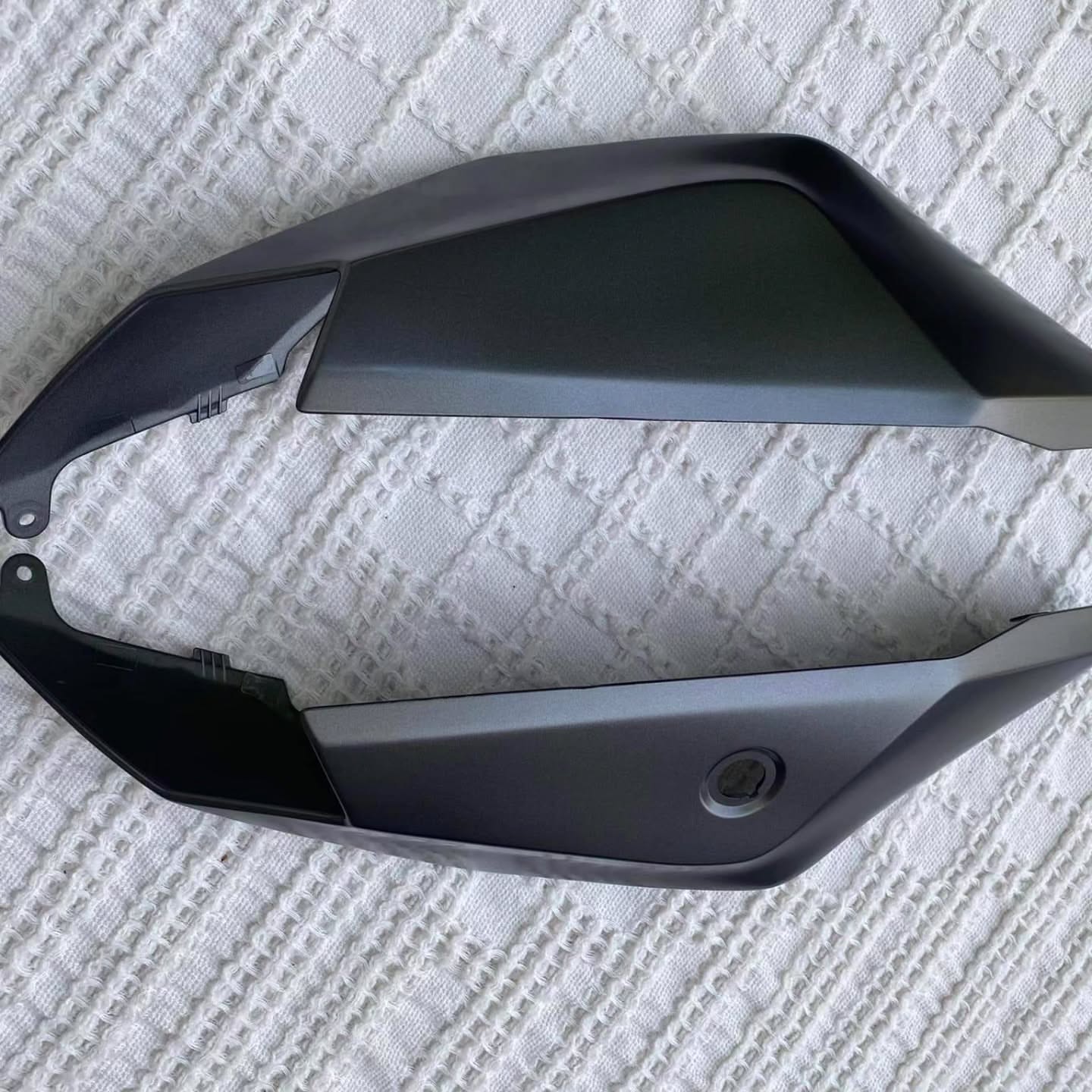 OEM 17-Piece Fairing Set for 2023 Kawasaki ZX-10R – Black & Gold - Image 9