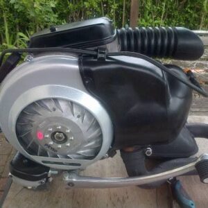 Vespa 65ish 2 stroke 4 speed engine